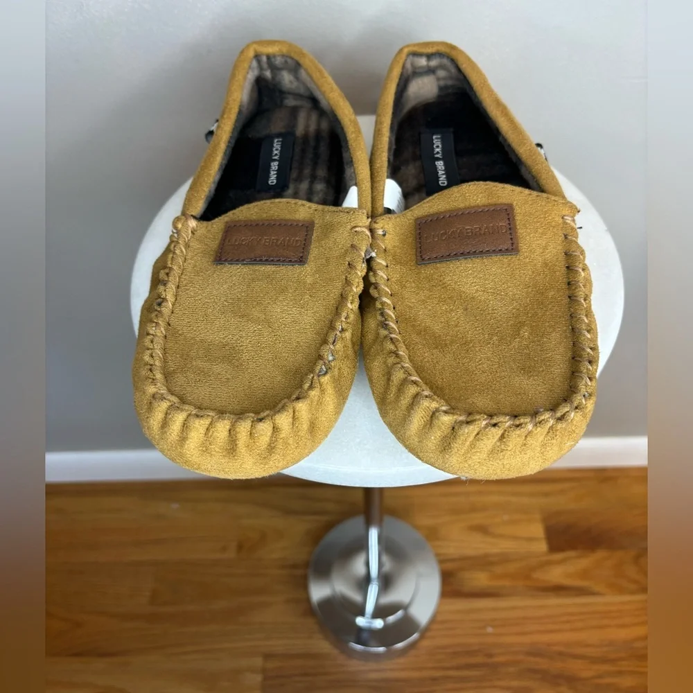 LUCKY BRAND Slippers Tan Brown Camel Like Suede Soft‎ Warm House Shoe Sz 2 Sz 3